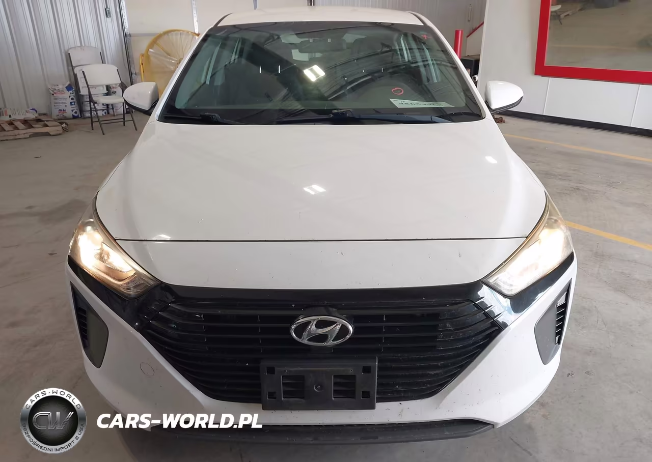 2018 Hyundai Ioniq Hybrid Blue VIN:KMHC65LC7JU075511 - 14