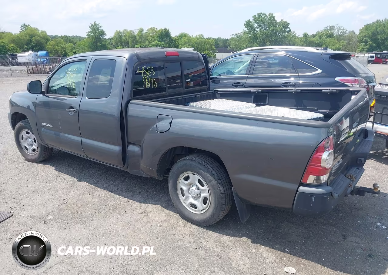 2010 Toyota Tacoma VIN:5TETX4CNXAZ718387 - 3