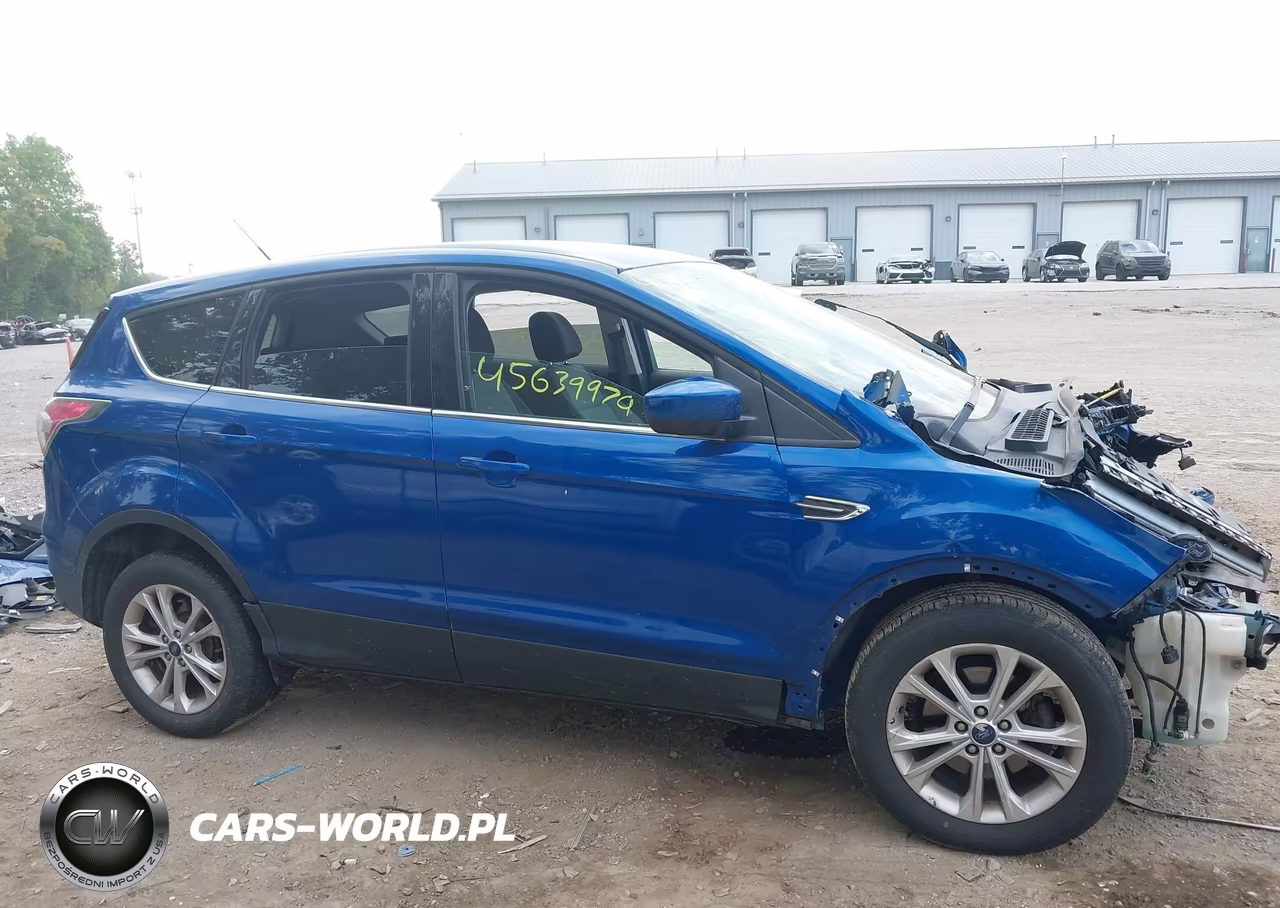 2017 Ford Escape Se VIN:1FMCU0GD1HUA10840 - 12