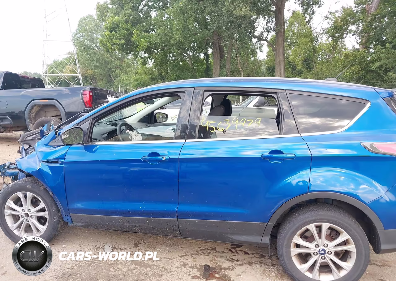 2017 Ford Escape Se VIN:1FMCU0GD1HUA10840 - 13