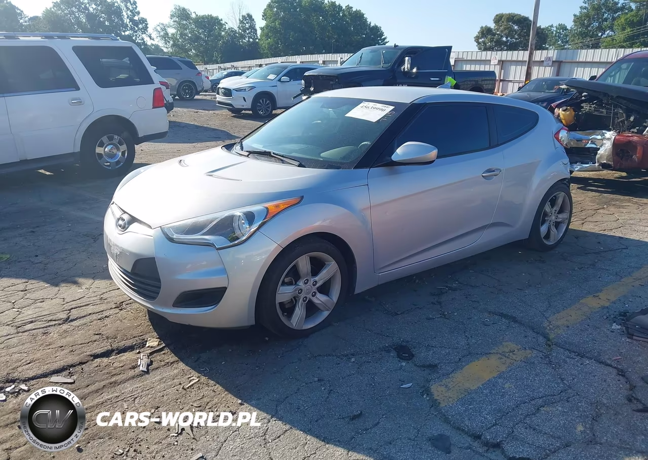 2015 Hyundai Veloster VIN:KMHTC6ADXFU230912 - 2