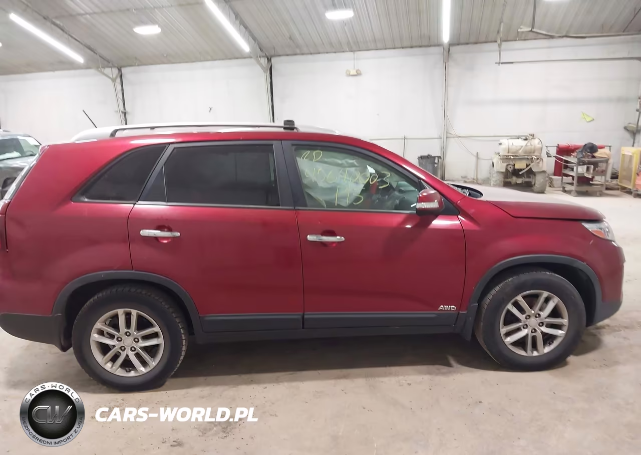 2015 Kia Sorento Lx VIN:5XYKTCA62FG631646 - 14