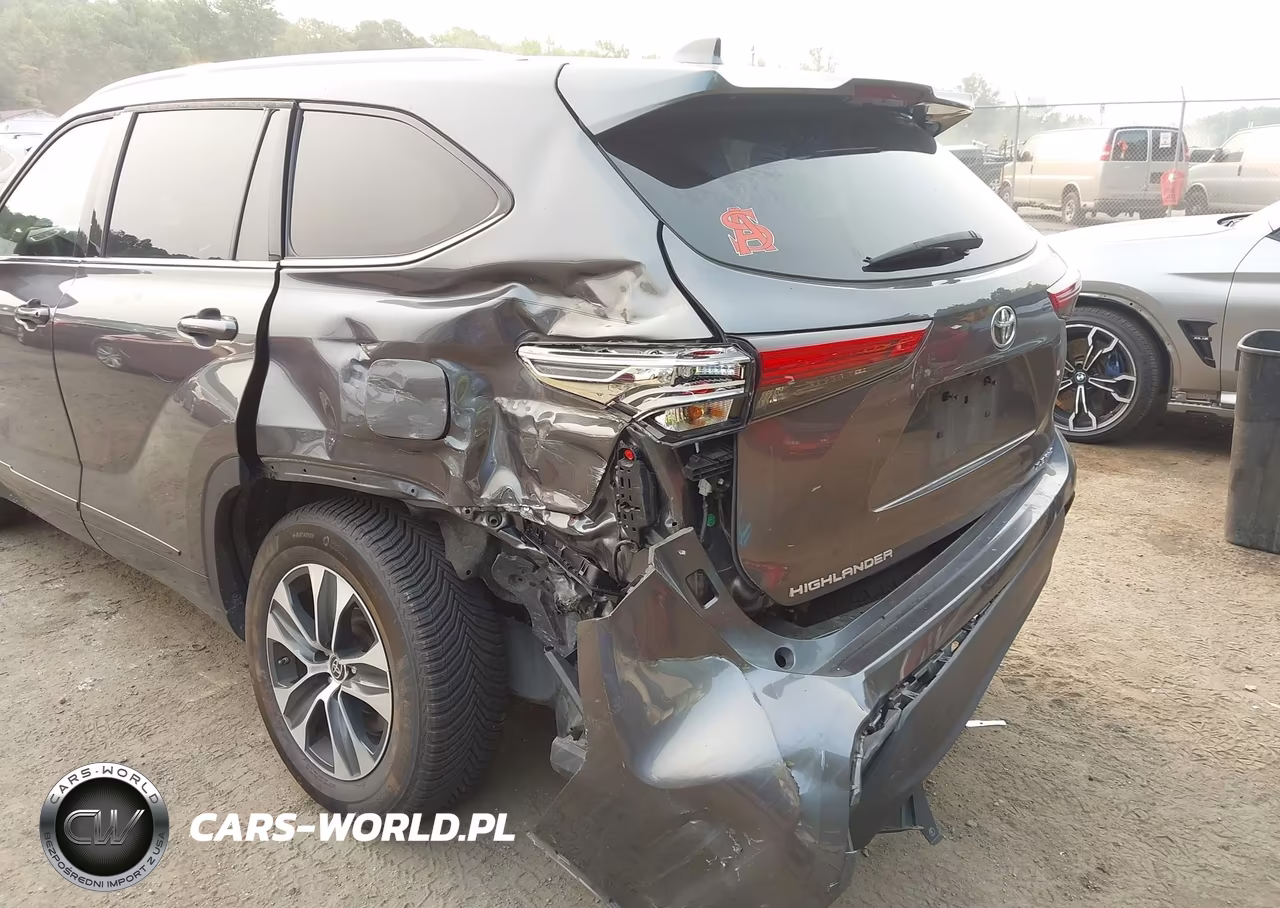 2022 Toyota Highlander Xle VIN:5TDHZRBHXNS172105 - 6