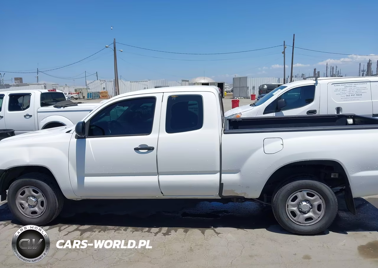 2015 Toyota Tacoma VIN:5TFTX4CN8FX054511 - 14