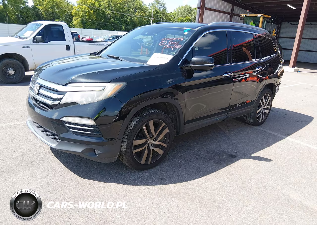 2017 Honda Pilot Touring VIN:5FNYF5H91HB037119 - 2