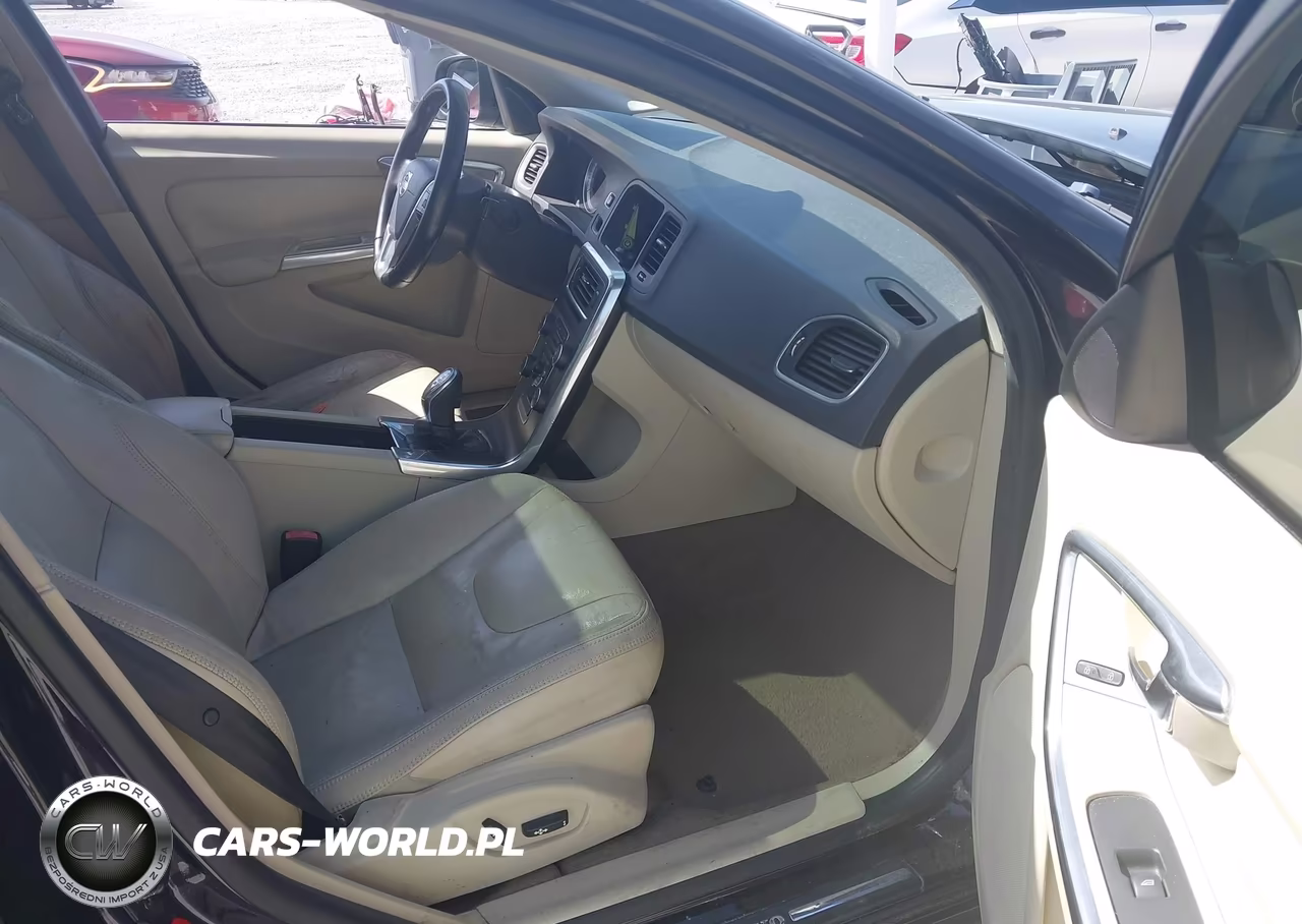 2013 Volvo S60 T5 VIN:YV1612FS0D2199891 - 5