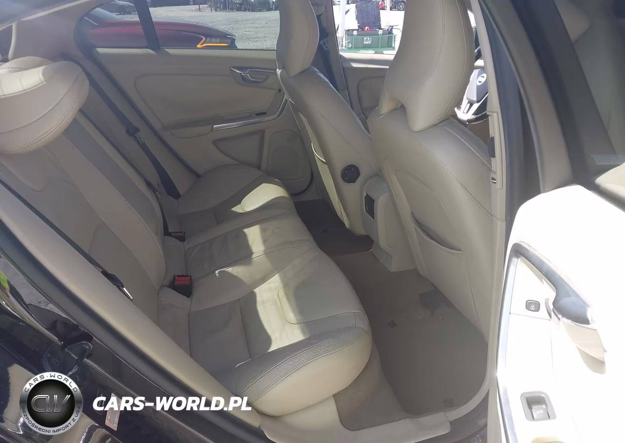 2013 Volvo S60 T5 VIN:YV1612FS0D2199891 - 8