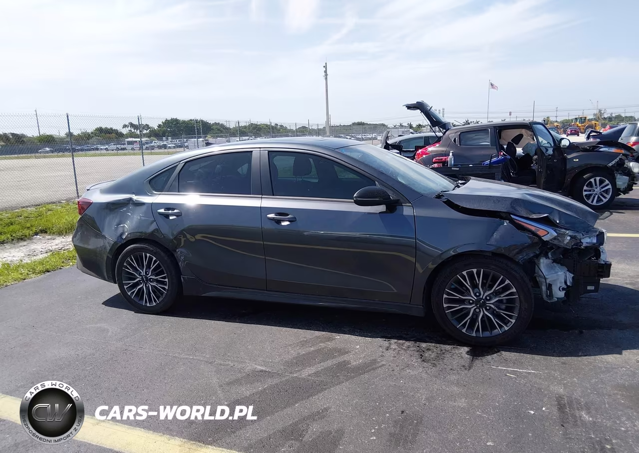 2023 Kia Forte Gt-Line VIN:3KPF54AD8PE639006 - 14