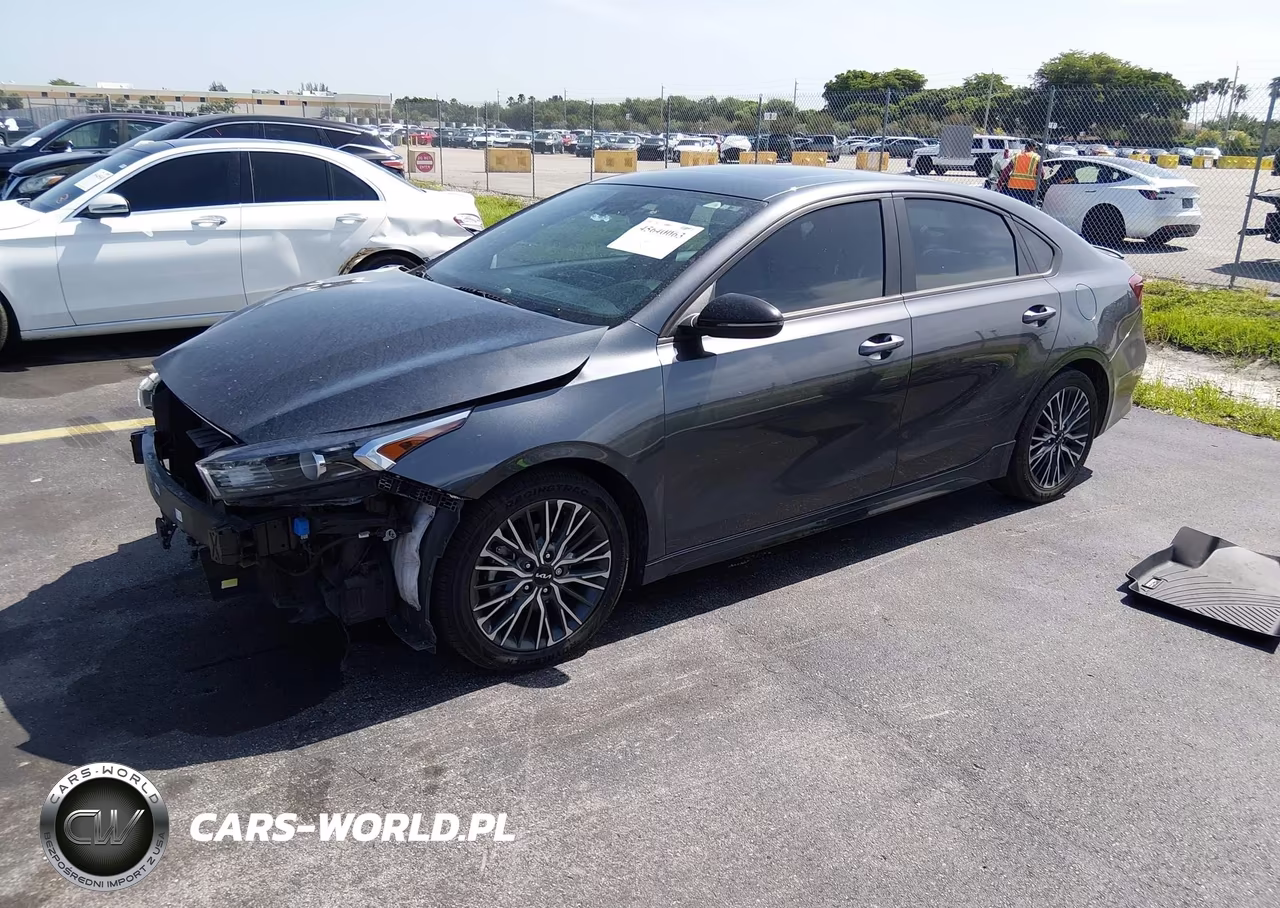2023 Kia Forte Gt-Line VIN:3KPF54AD8PE639006 - 2