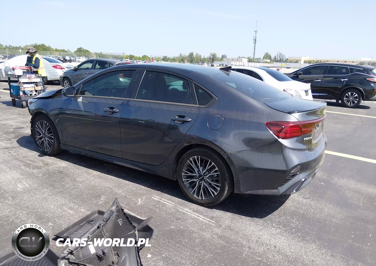 2023 Kia Forte Gt-Line VIN:3KPF54AD8PE639006 - 3
