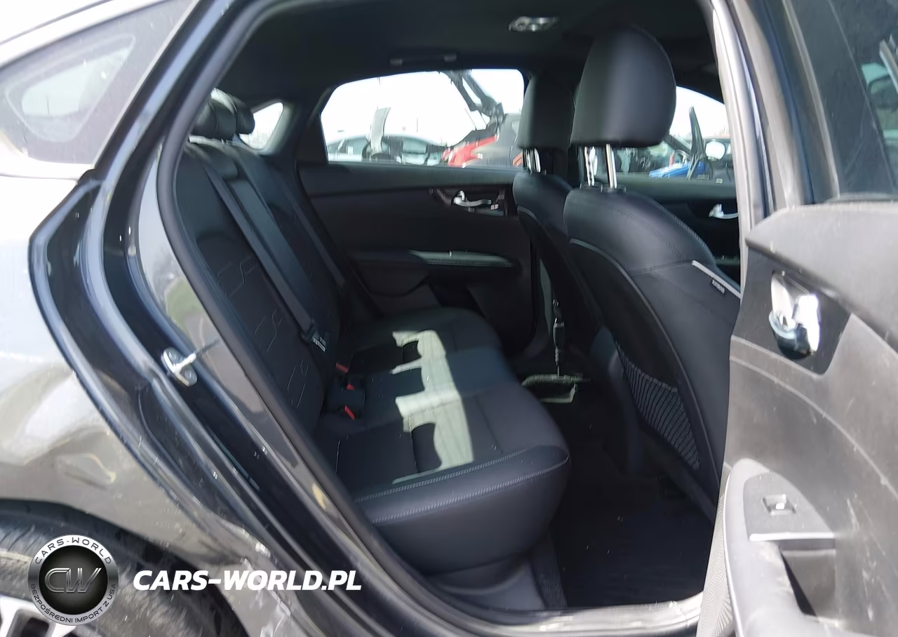 2023 Kia Forte Gt-Line VIN:3KPF54AD8PE639006 - 8