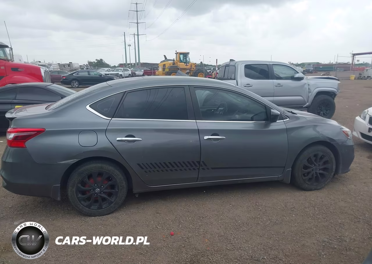 2018 Nissan Sentra S VIN:3N1AB7AP6JY264708 - 13