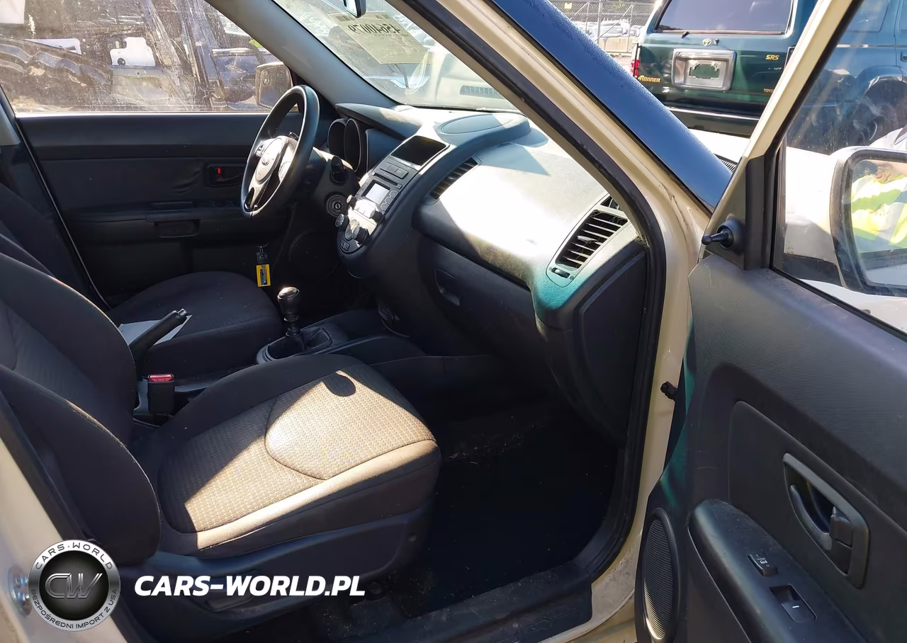 2013 Kia Soul VIN:KNDJT2A58D7512359 - 5