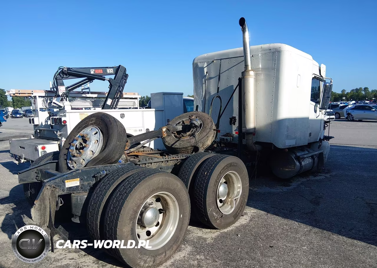 2016 Freightliner Conventional Columbia VIN:3ALXA7001GDGX8351 - 4