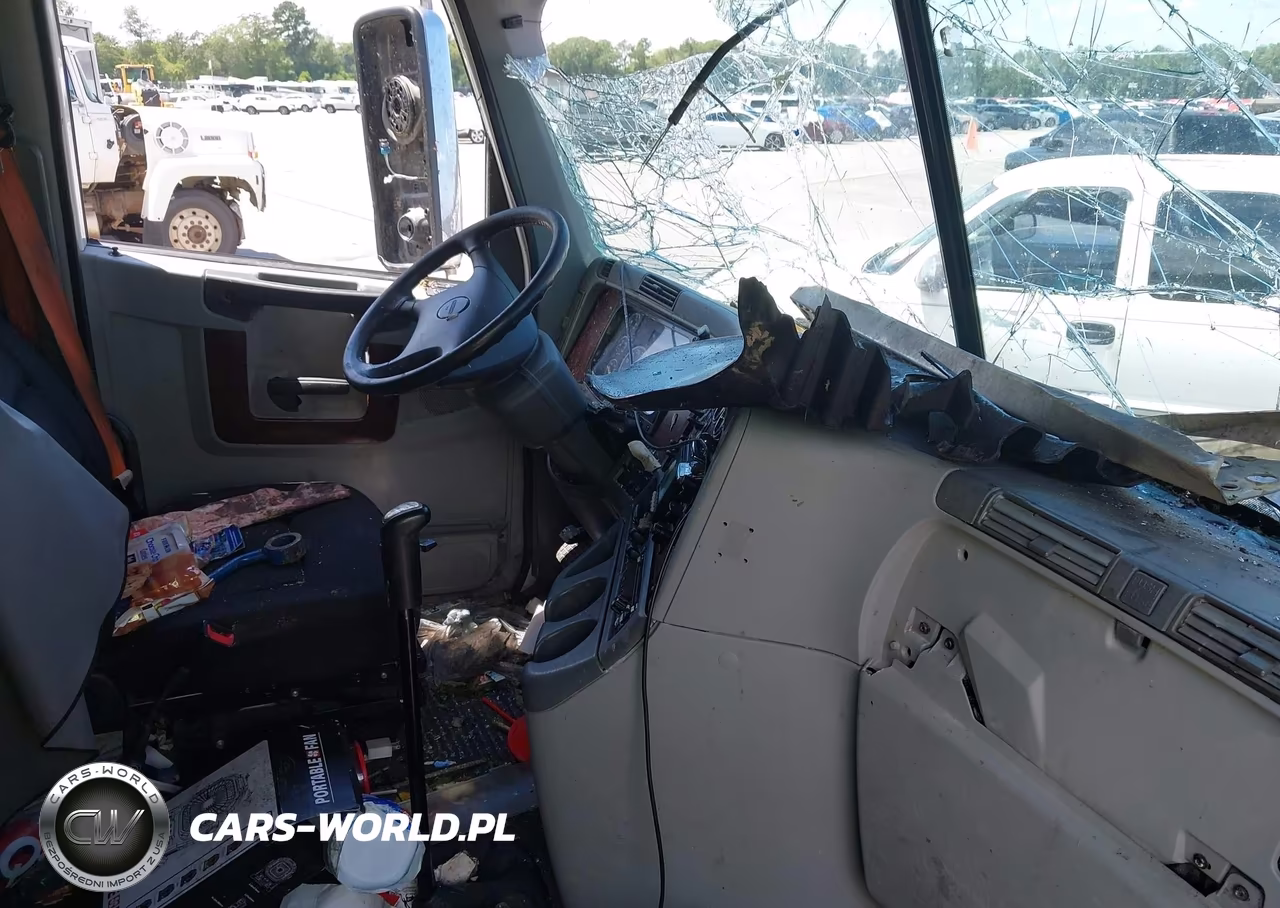 2016 Freightliner Conventional Columbia VIN:3ALXA7001GDGX8351 - 5