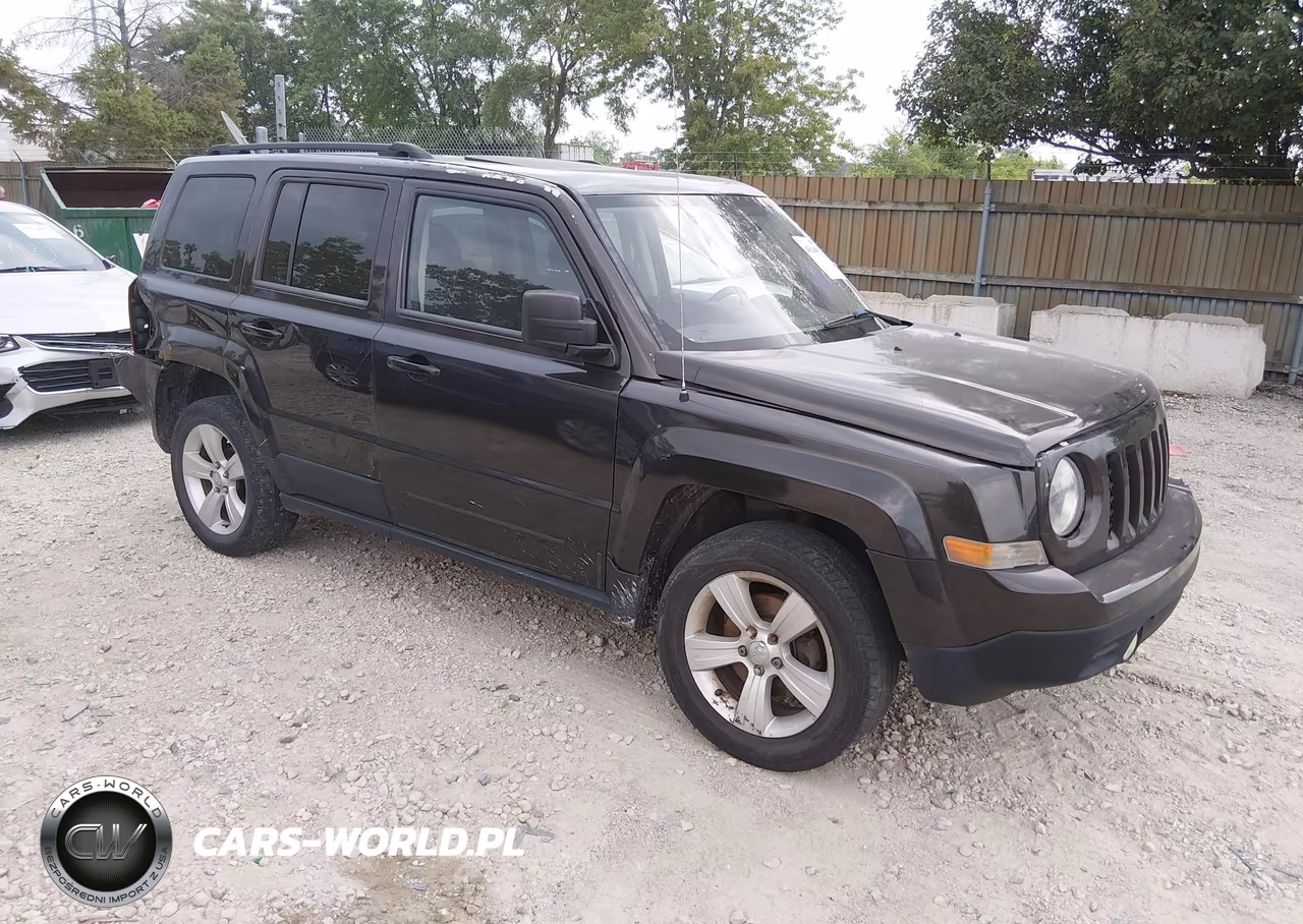 2014 Jeep Patriot Latitude – zdjęcie 1 z 16