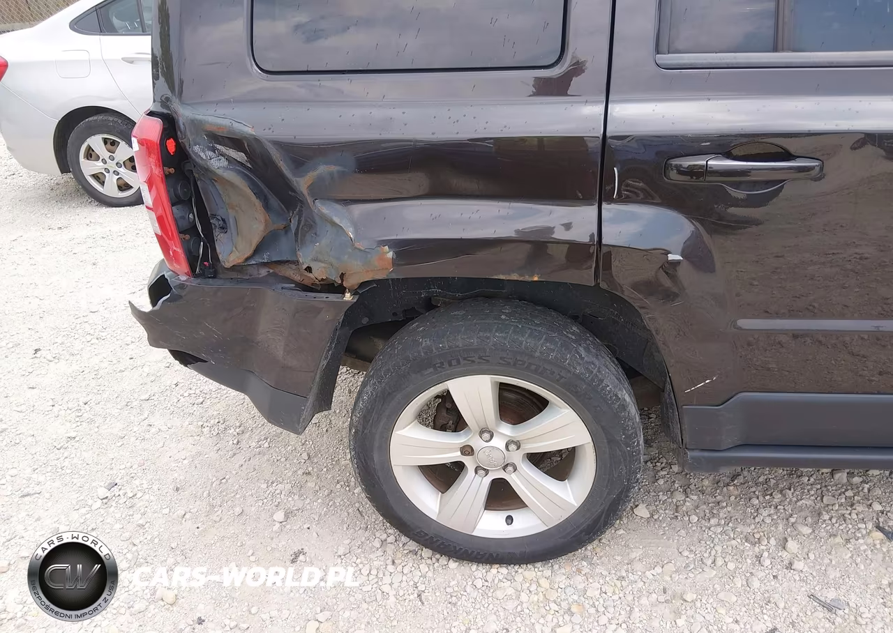 2014 Jeep Patriot Latitude VIN:1C4NJRFB0ED845849 - 15