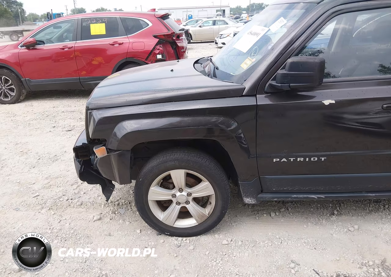 2014 Jeep Patriot Latitude VIN:1C4NJRFB0ED845849 - 6