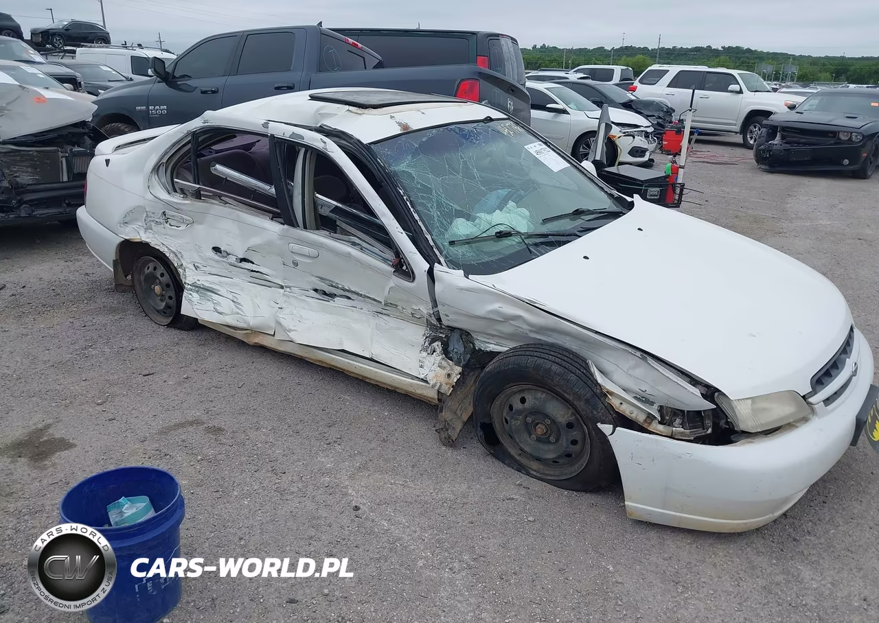 1999 Nissan Altima Gle-Gxe-Se-Se-L-Xe