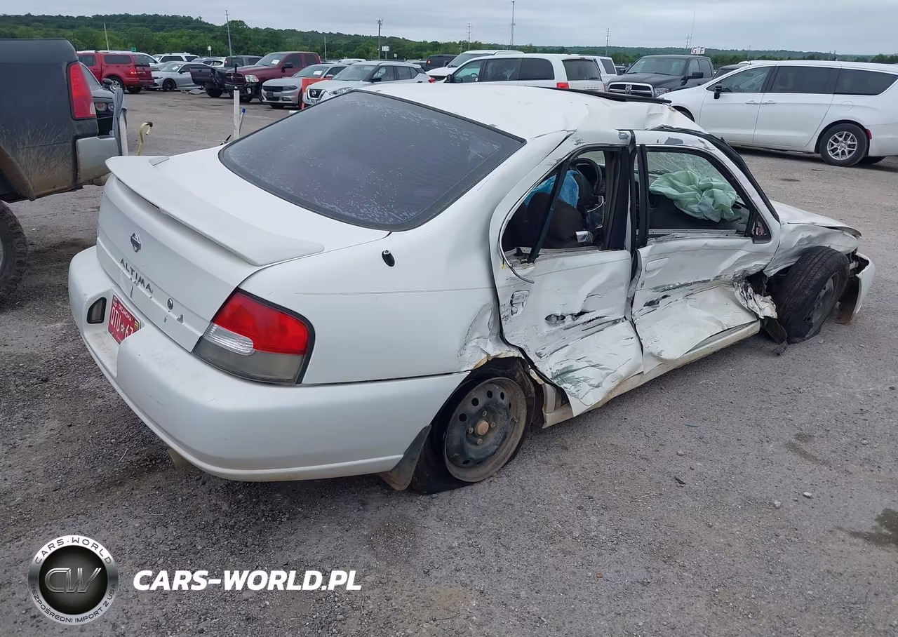 1999 Nissan Altima Gle-Gxe-Se-Se-L-Xe VIN:1N4DL01D5XC246843 - 4