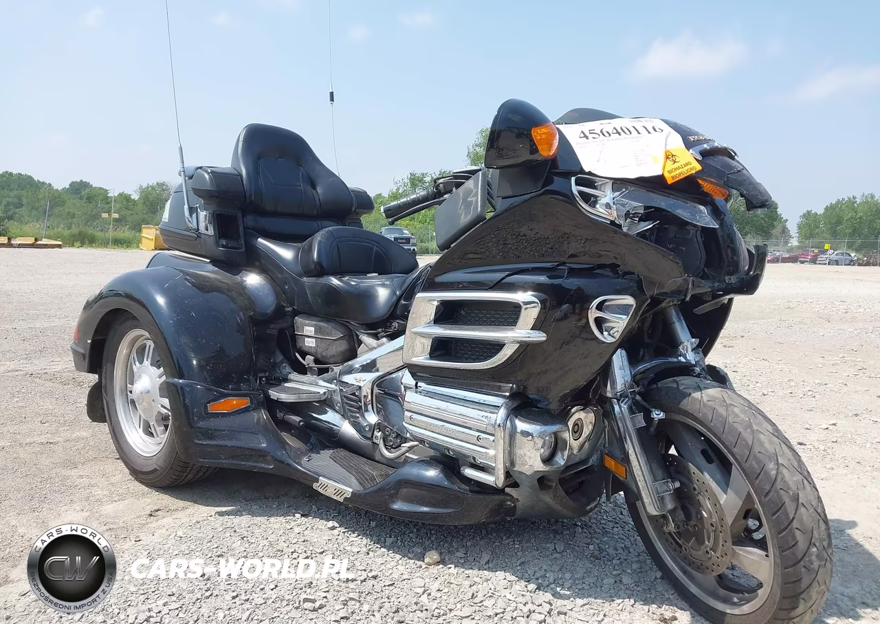2004 Honda Gl1800