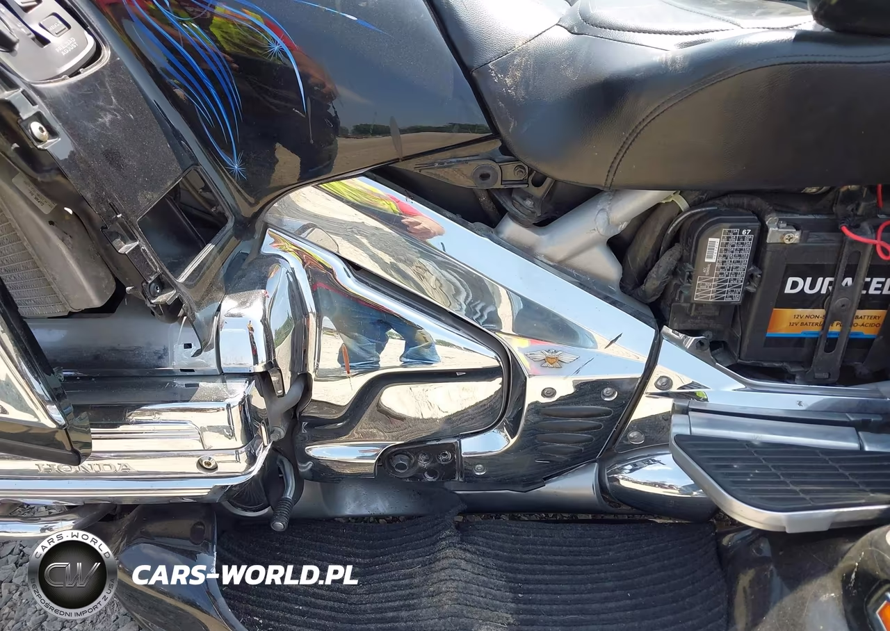 2004 Honda Gl1800 VIN:1HFSC47034A304684 - 9