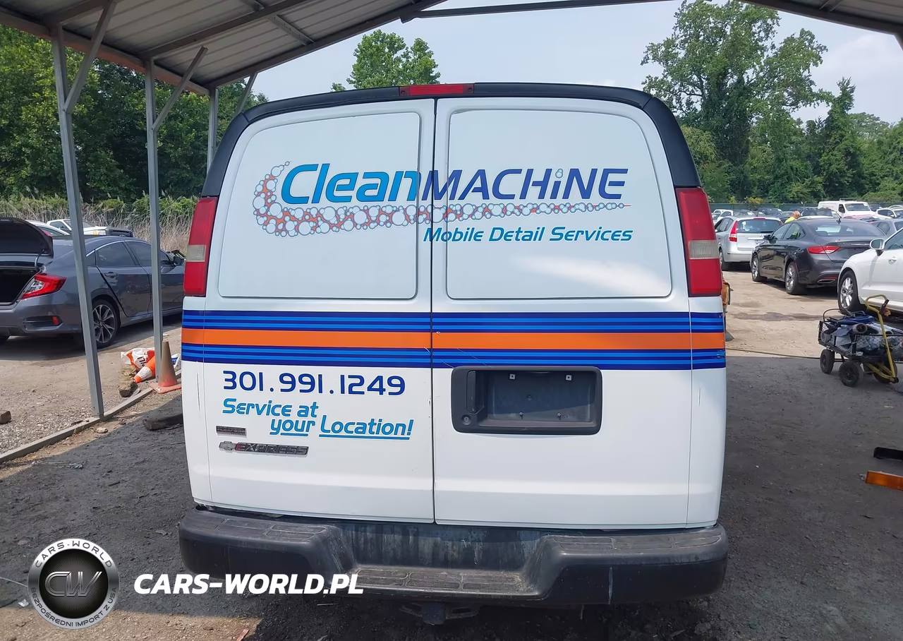 2011 Chevrolet Express 2500 Work Van VIN:1GCWGGBGXB1126114 - 17
