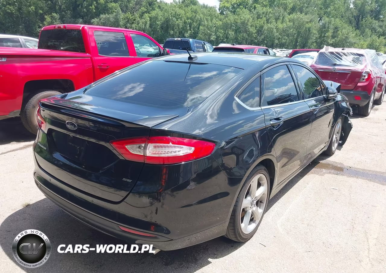 2015 Ford Fusion Se VIN:3FA6P0H70FR204643 - 4
