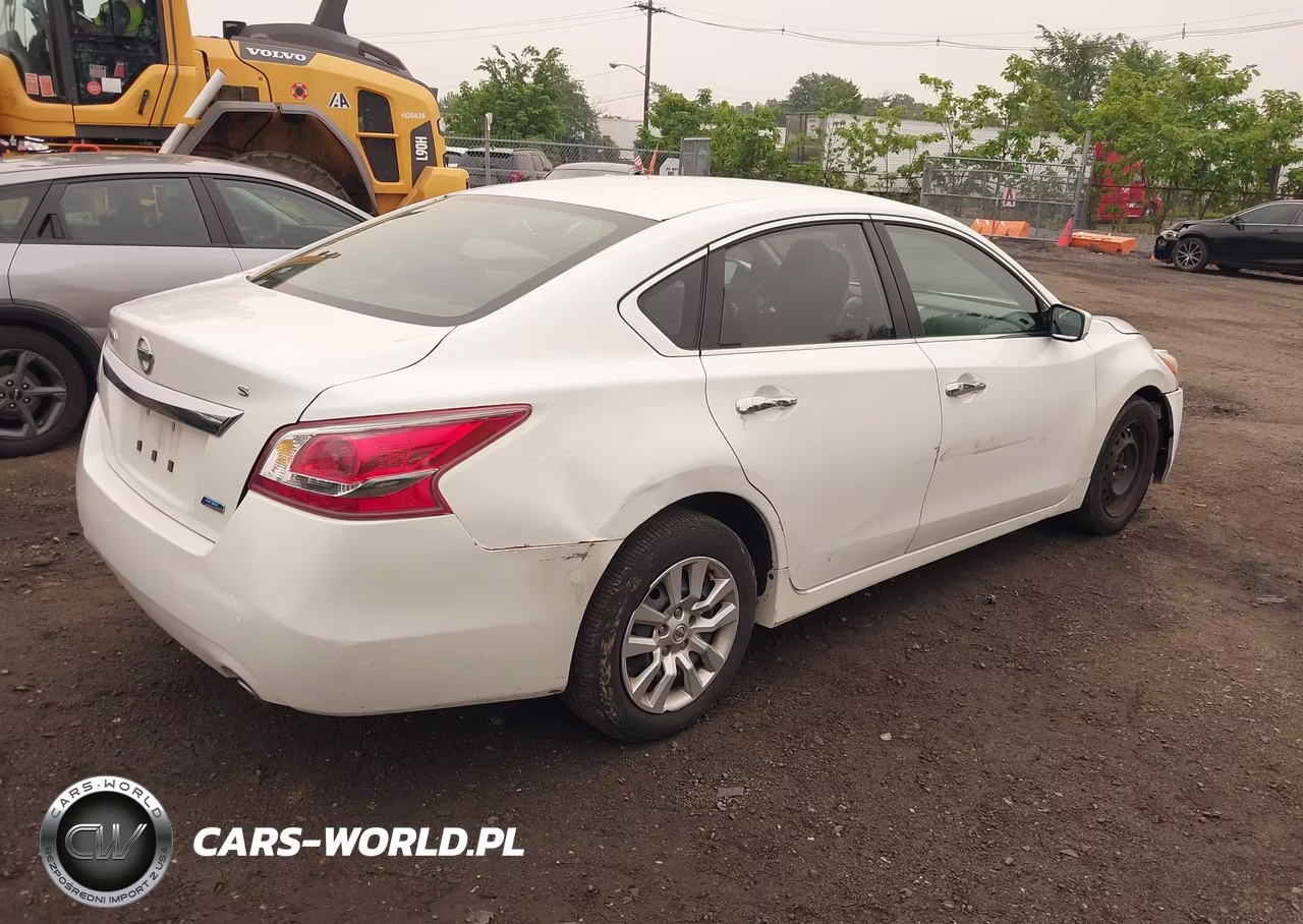 2013 Nissan Altima 2.5 S VIN:1N4AL3AP5DC108987 - 4