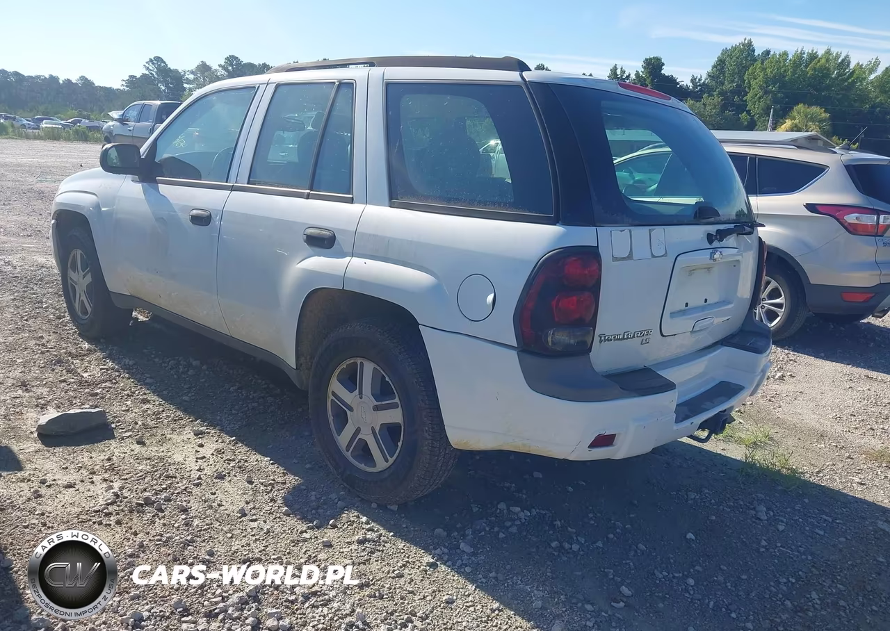 2006 Chevrolet Trailblazer Ls VIN:1GNDT13S662318155 - 3