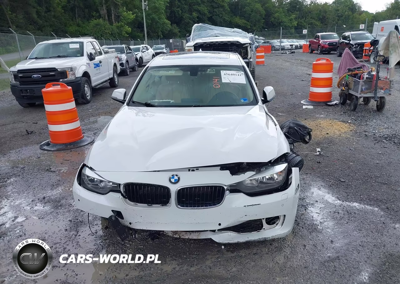 2013 BMW 328I xDrive VIN:WBA3B3C53DJ698617 - 13