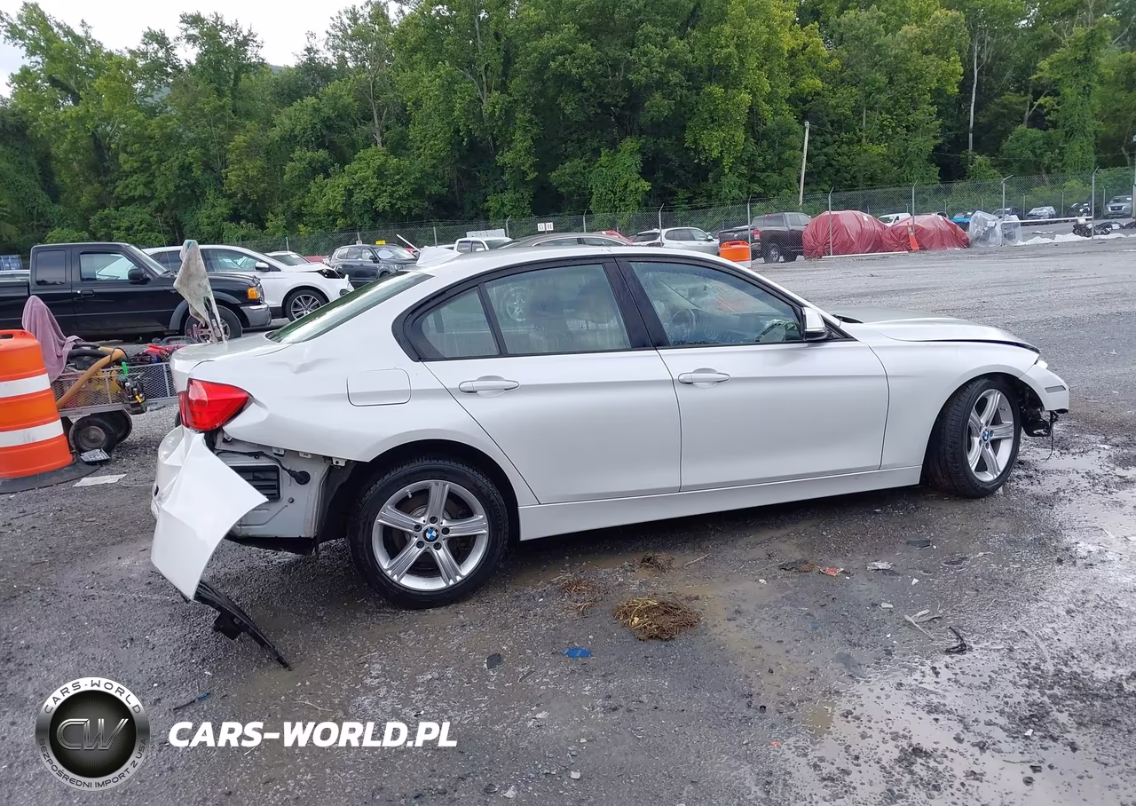 2013 BMW 328I xDrive VIN:WBA3B3C53DJ698617 - 14