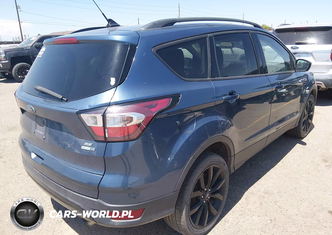 2018 Ford Escape Se VIN:1FMCU9GD8JUB83698 - 4