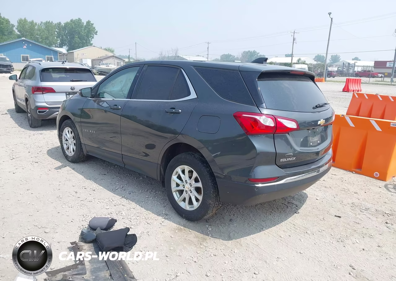 2018 Chevrolet Equinox Lt VIN:2GNAXSEVXJ6260938 - 3