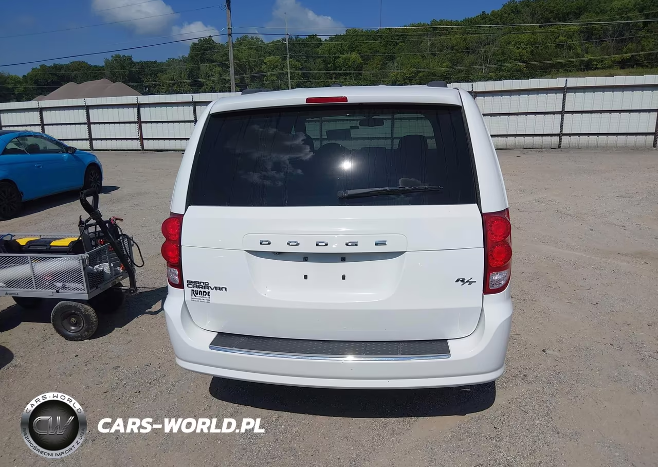 2015 Dodge Grand Caravan R-T VIN:2C4RDGEGXFR681034 - 17