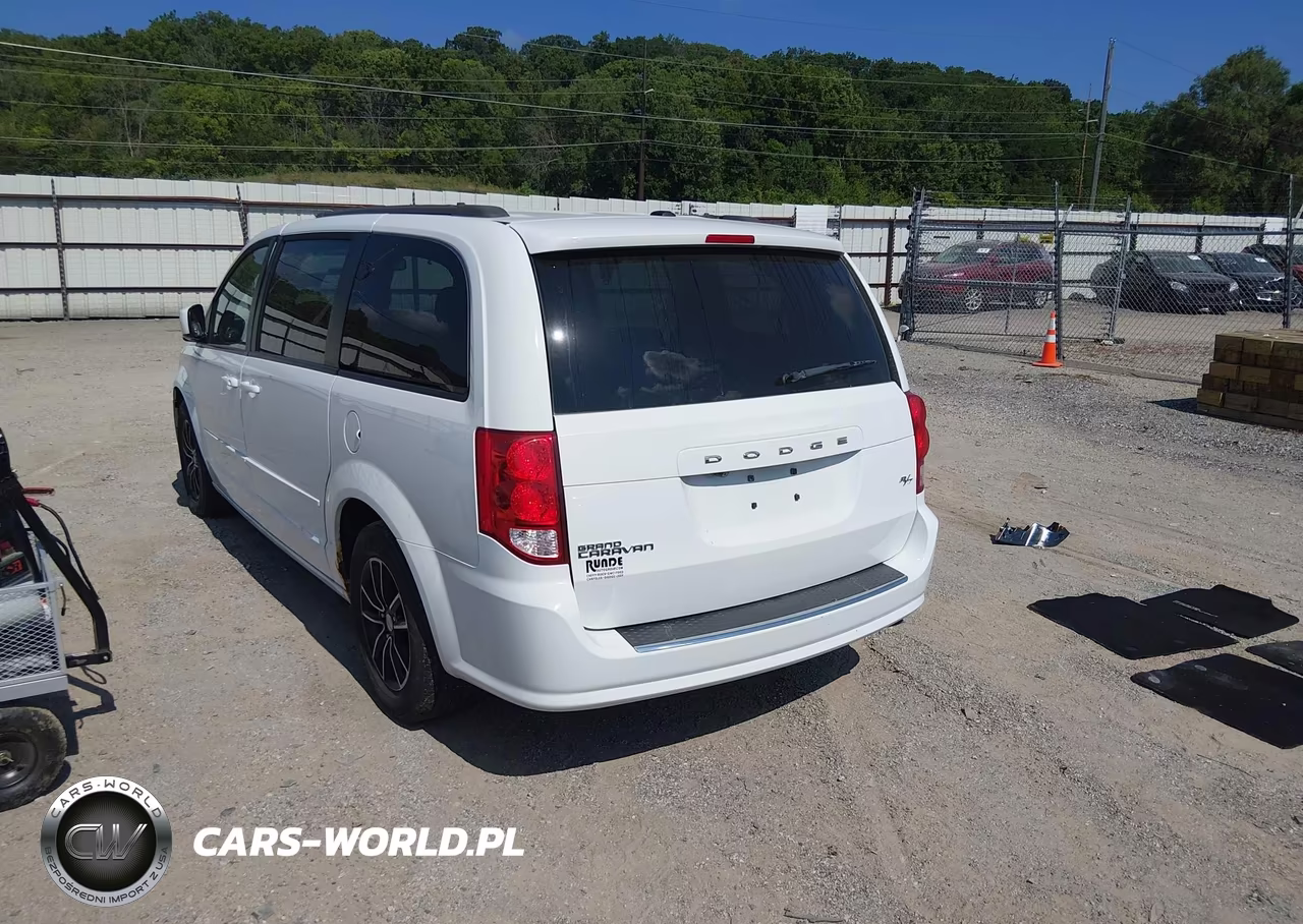 2015 Dodge Grand Caravan R-T VIN:2C4RDGEGXFR681034 - 3