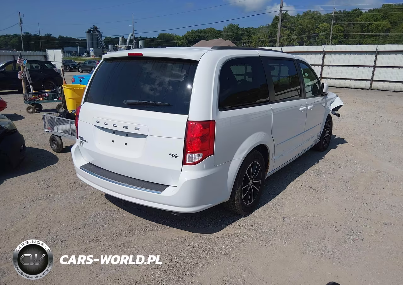2015 Dodge Grand Caravan R-T VIN:2C4RDGEGXFR681034 - 4