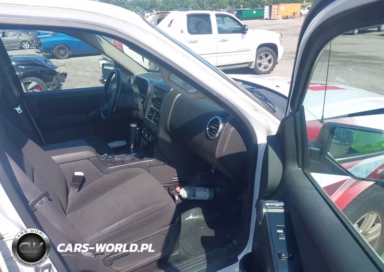 2009 Ford Explorer Xlt VIN:1FMEU63E99UA29812 - 5