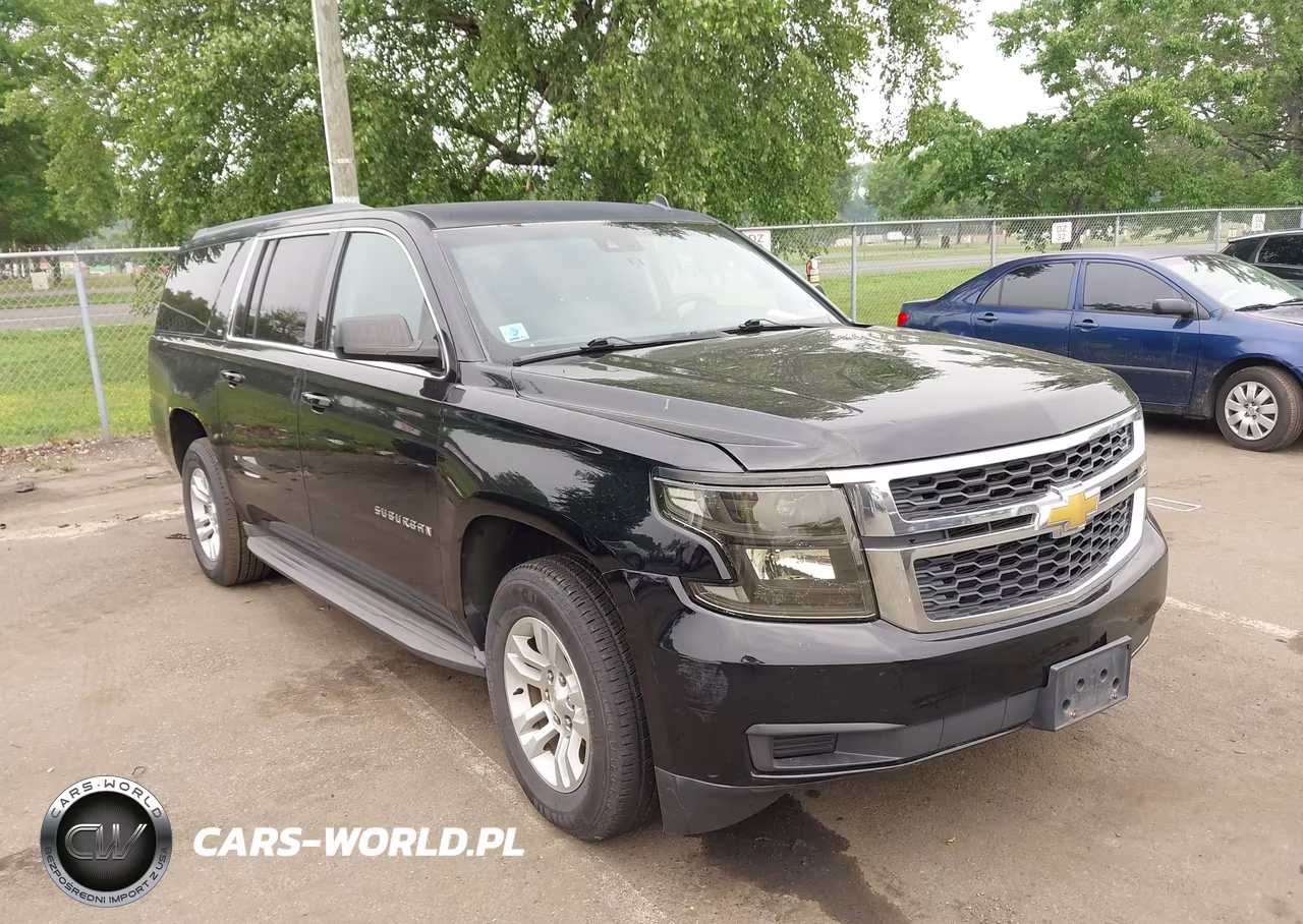 2015 Chevrolet Suburban Lt – zdjęcie 1 z 17