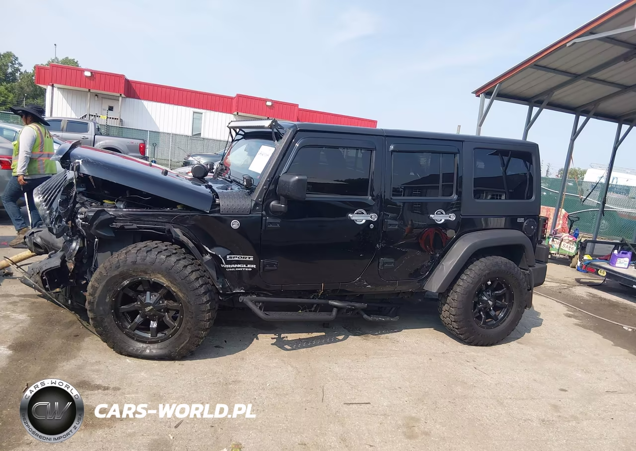 2016 Jeep Wrangler Unlimited Sport VIN:1C4BJWDG9GL131968 - 14