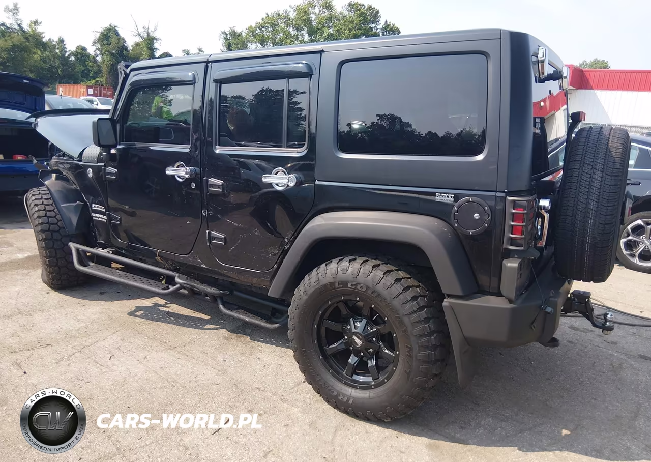 2016 Jeep Wrangler Unlimited Sport VIN:1C4BJWDG9GL131968 - 3