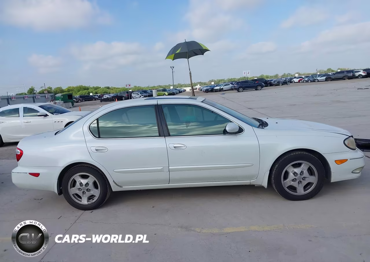 2000 Infiniti I30 Luxury-Touring VIN:JNKCA31A0YT107867 - 13