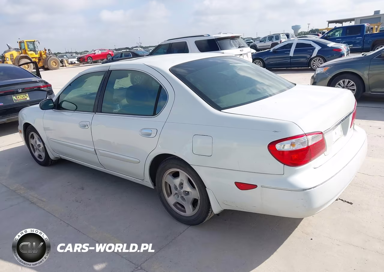 2000 Infiniti I30 Luxury-Touring VIN:JNKCA31A0YT107867 - 3