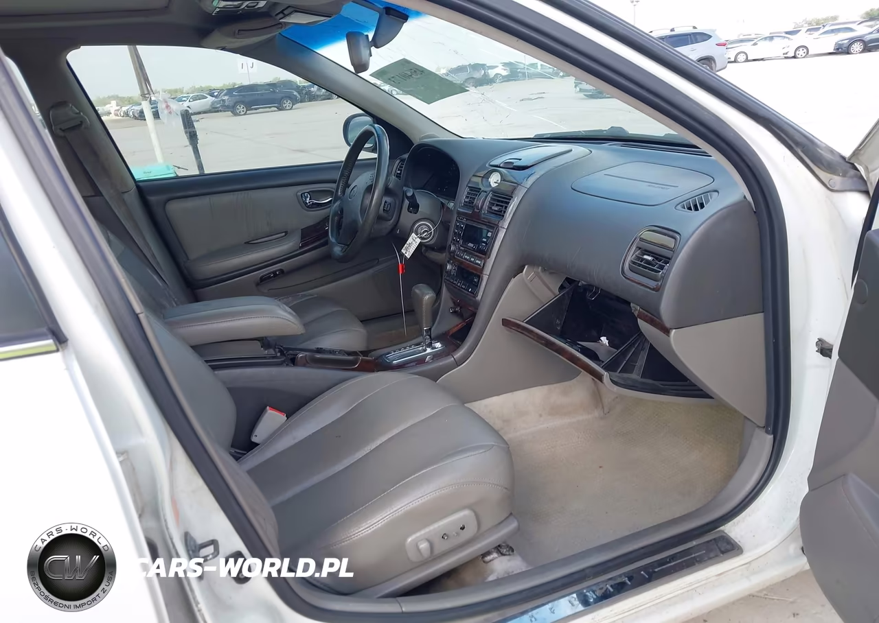 2000 Infiniti I30 Luxury-Touring VIN:JNKCA31A0YT107867 - 5