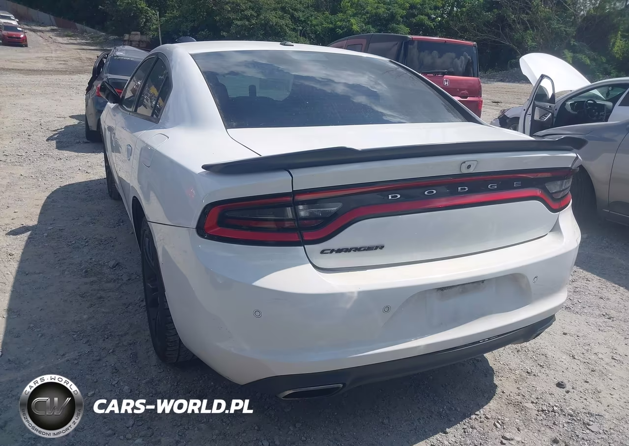 2018 Dodge Charger Sxt Rwd VIN:2C3CDXBG9JH187079 - 3
