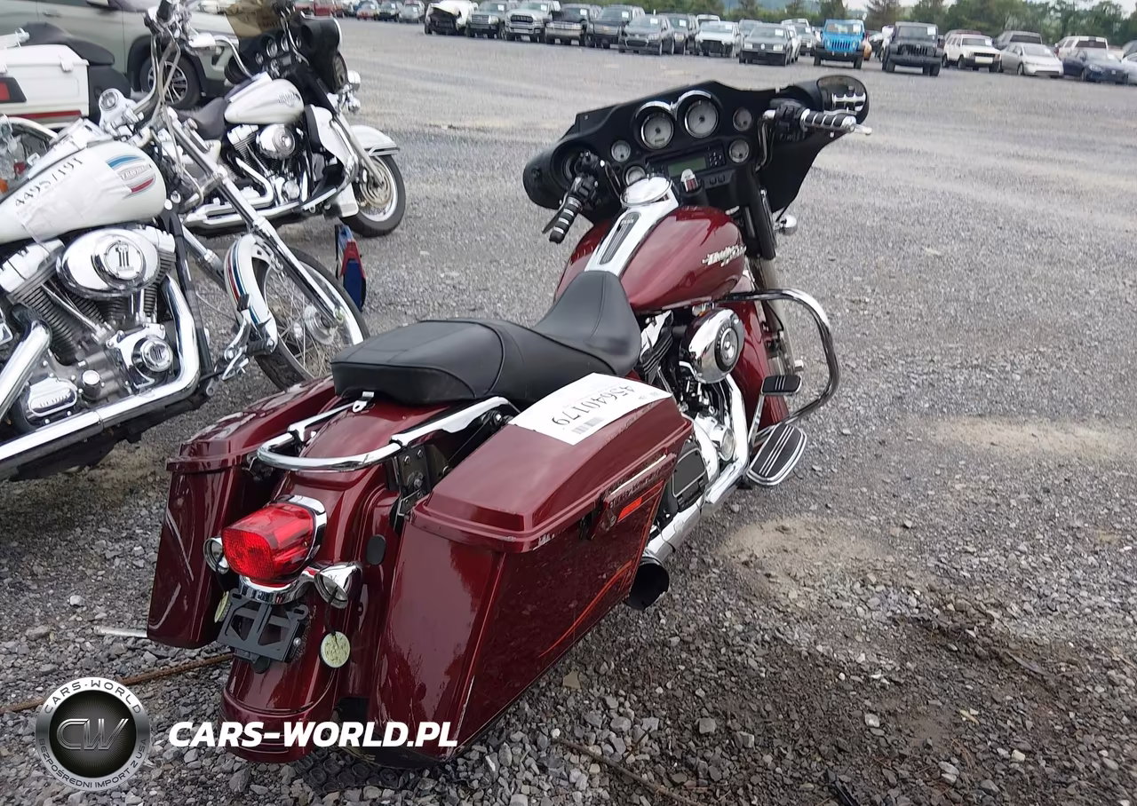 2008 Harley-Davidson Flhx VIN:1HD1KB4188Y689875 - 4