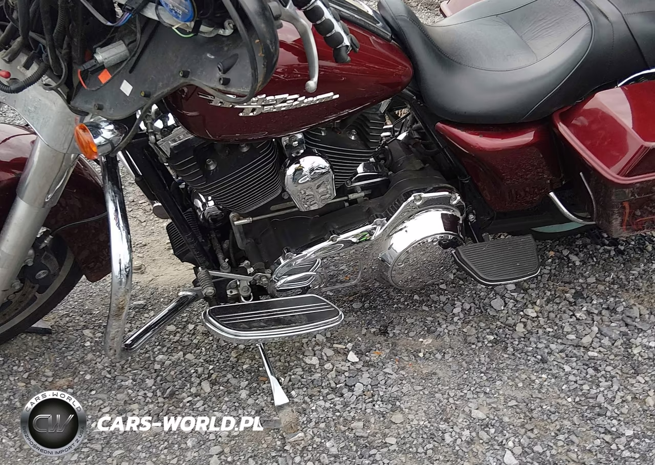 2008 Harley-Davidson Flhx VIN:1HD1KB4188Y689875 - 9