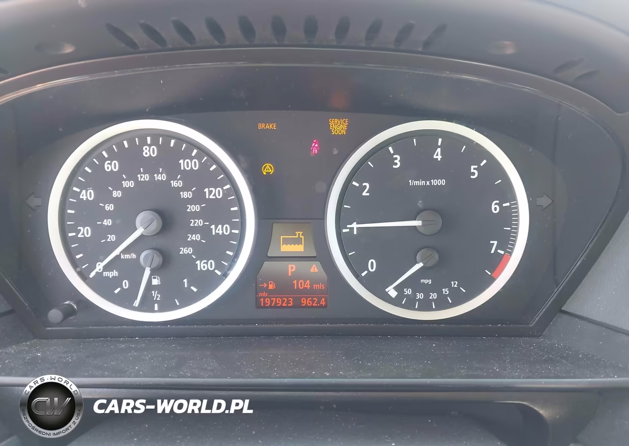 2007 BMW 525Xi VIN:WBANF33527CS39164 - 7