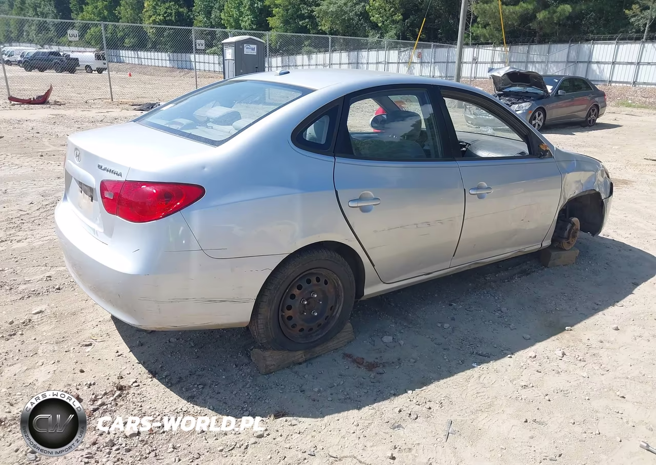 2009 Hyundai Elantra Gls VIN:KMHDU46DX9U594623 - 4