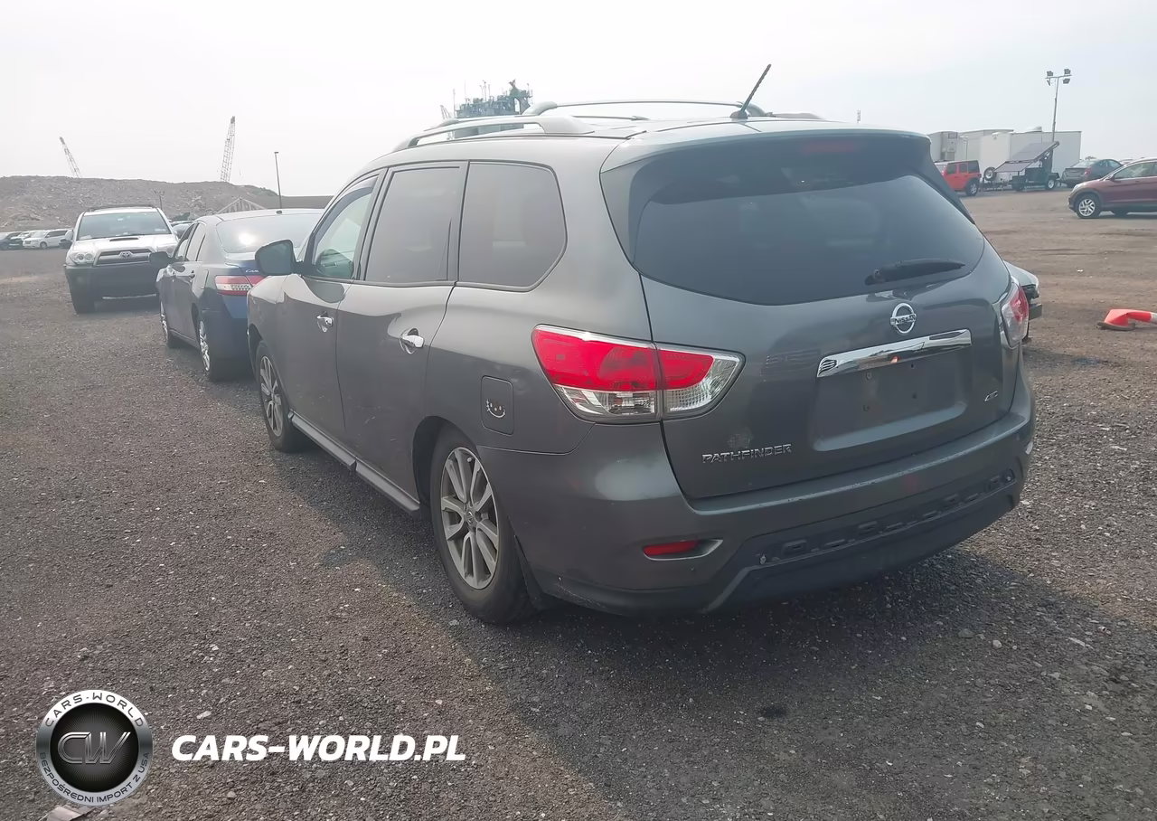 2015 Nissan Pathfinder S VIN:5N1AR2MMXFC695772 - 3